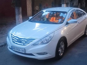 Авто Hyundai Sonata 2010 № 7988313