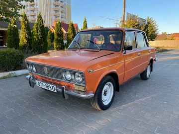 Авто ВАЗ 2103 1974 № 7988468