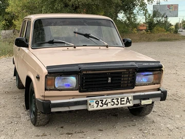 Авто ВАЗ 2107 1995 № 7988579