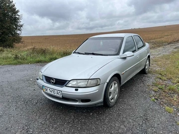 Авто Opel Vectra 1998 № 7988610