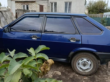 Авто ВАЗ 2109 2003 № 7988636