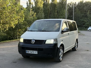 Авто Volkswagen Transporter 2005 № 7989000