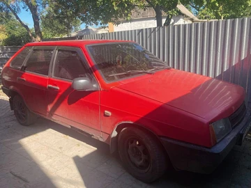 Авто ВАЗ 2109 1995 № 7989242
