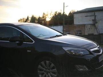 Авто Opel Astra 2012 № 7989417