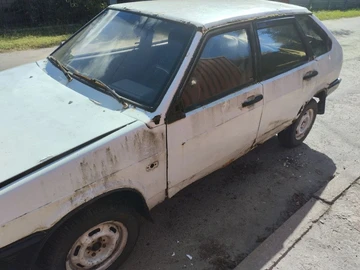 Авто ВАЗ 2109 1999 № 7989525