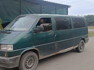 Авто Volkswagen Transporter 1996 № 7989589