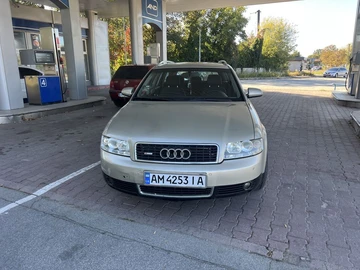 Авто Audi A4 2002 № 7989630