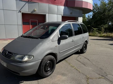 Авто Volkswagen Sharan 2000 № 7989640