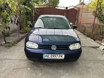 Авто Volkswagen Golf 2003 № 7989646