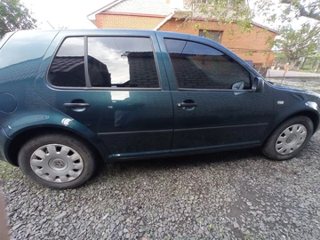 Авто Volkswagen Golf 2003 № 7989739