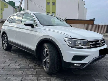 Авто Volkswagen Tiguan 2019 № 7989802