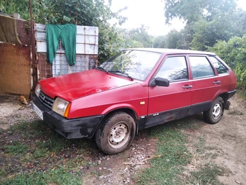 Авто ВАЗ 2109 1997 № 7989921