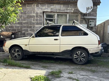 Авто ЗАЗ 1102 1990 № 7990052