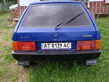 Авто ВАЗ 2109 1989 № 7990100