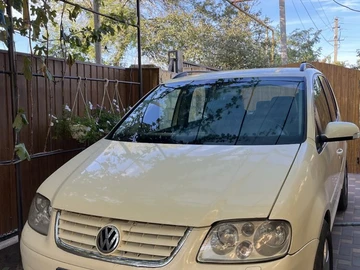 Авто Volkswagen Touran 2005 № 7990146