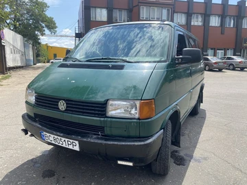 Авто Volkswagen Transporter 1993 № 7990185