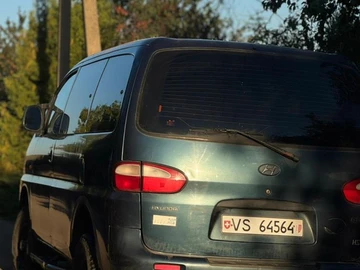 Авто Hyundai H1 Starex  2000 № 7990380