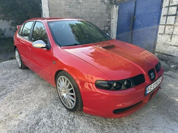 Авто SEAT Leon 2004 № 7990486
