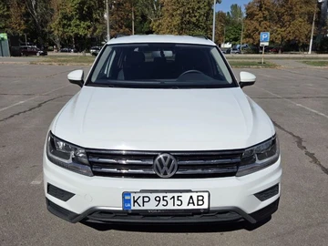 Авто Volkswagen Tiguan 2021 № 7990636