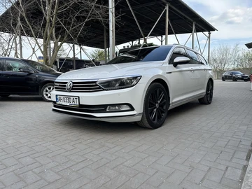 Авто Volkswagen Passat Variant 2017 № 7990640