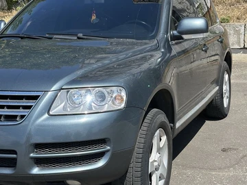 Авто Volkswagen Touareg 2004 № 7990775