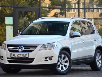 Авто Volkswagen Tiguan 2010 № 7990801