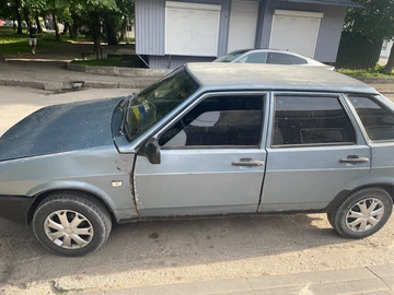 Авто ВАЗ 2109 1994 № 7990808