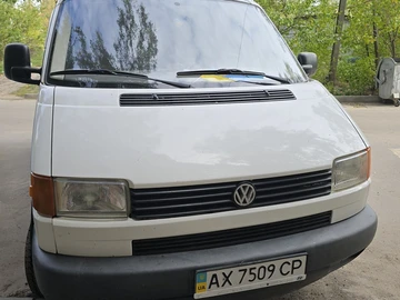 Авто Volkswagen Transporter 1996 № 7990822