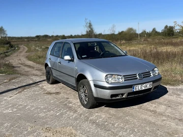 Авто Volkswagen Golf 2001 № 7990977