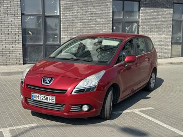 Авто Peugeot 5008 2010 № 7990986