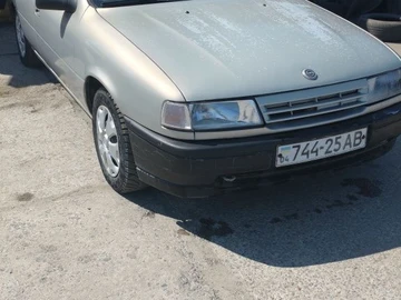 Авто Opel Vectra 1991 № 7991035