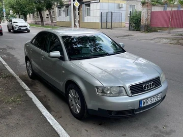 Авто Audi A4 2000 № 7991041