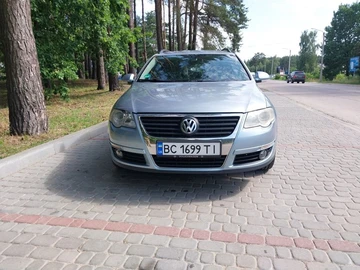 Авто Volkswagen Passat Variant 2005 № 7991205