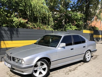 Авто BMW 5 Серия 1990 № 7991206