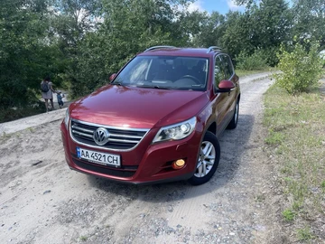 Авто Volkswagen Tiguan 2010 № 7991450
