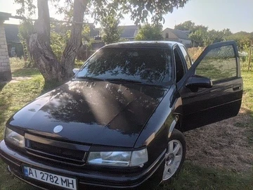 Авто Opel Vectra 1990 № 7991475