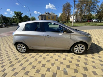Авто Renault Zoe 2015 № 7991593