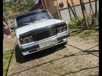 Авто ВАЗ 2107 1988 № 7991834