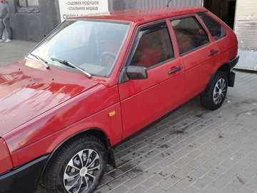 Авто ВАЗ 2109 1988 № 7991871