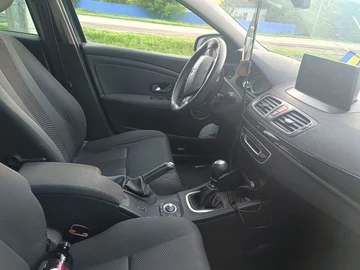 Авто Renault Megane 2010 № 7991875