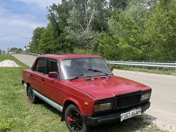 Авто ВАЗ 2107 1992 № 7991964