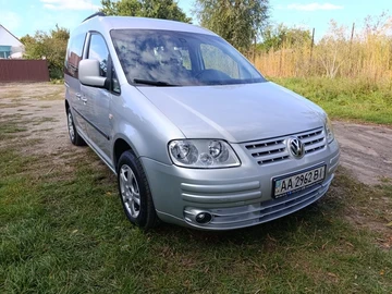 Авто Volkswagen Caddy 2010 № 7991998