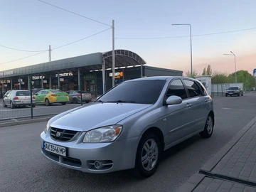 Авто KIA Cerato Forte  2005 № 7992023