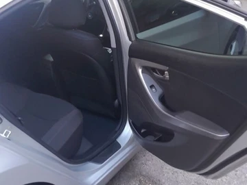 Авто Hyundai Elantra 2012 № 7992158