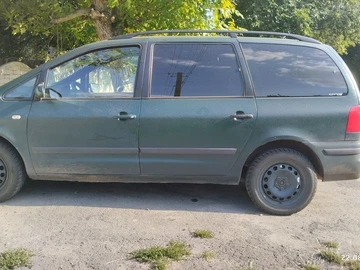 Авто Volkswagen Sharan 2002 № 7992341