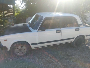Авто ВАЗ 2105 1976 № 7992364