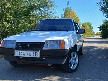 Авто ВАЗ 2109 1988 № 7992702
