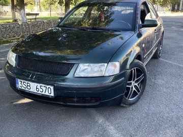 Авто Volkswagen Passat Sedan 1999 № 7992719