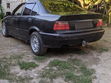 Авто BMW 3 Серия 1993 № 7992767