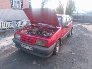 Авто ВАЗ 2109 1992 № 7992885